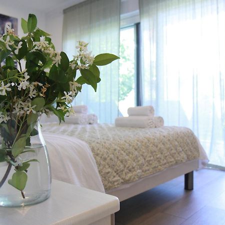 Studio Apartment Rosa Krk Krk Town Eksteriør billede